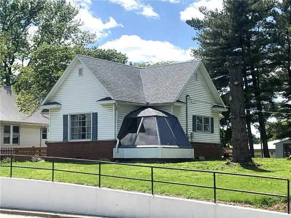 1 Cedar Street, Pana, IL 62557