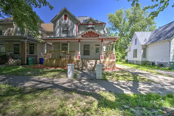 840 W William Street, Decatur, IL 62522