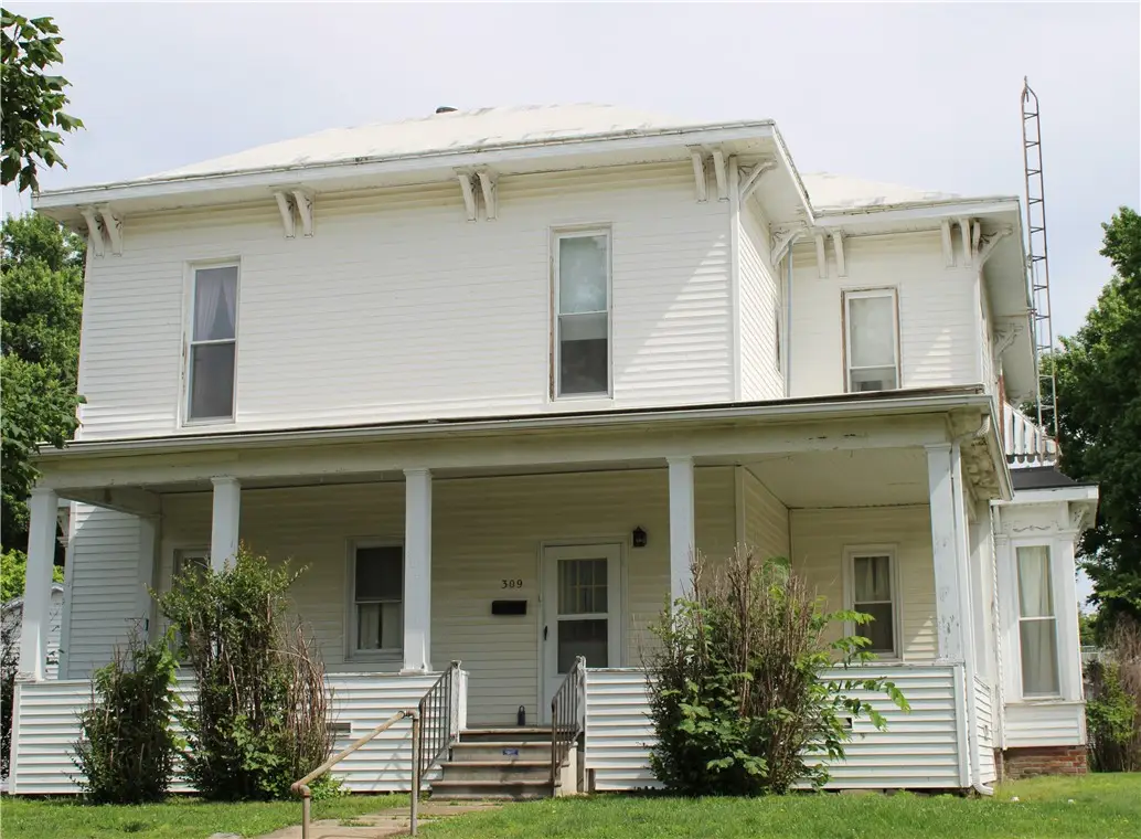 309 W South 1st Street, Shelbyville, IL 62565 - #1