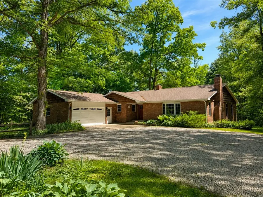 3050 Berry Street, Paris, IL 61944 - #3