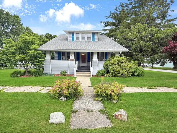 316 E Waggoner Street, Sullivan, IL 61951