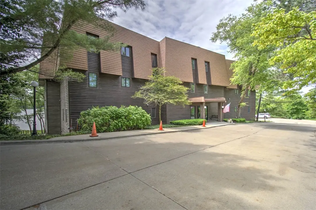 855 Lake Shore Drive #1D, Decatur, IL 62521 - #1