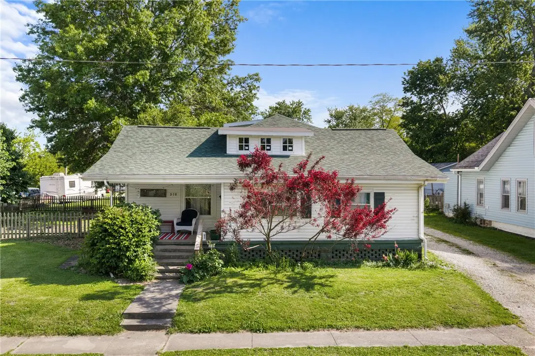 516 Maple Avenue, Paris, IL 61944 - #1