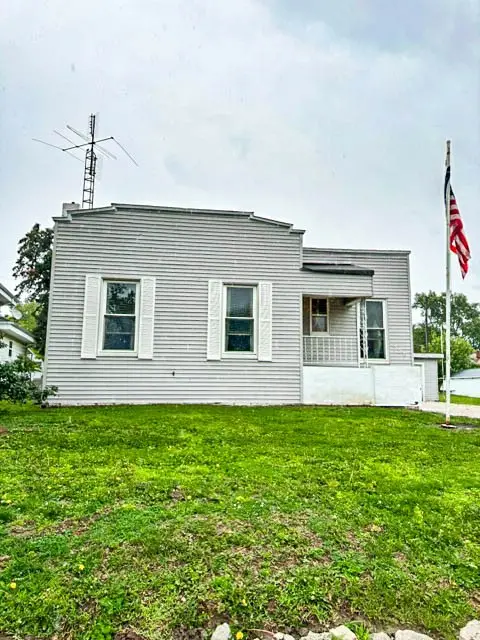 326 Richmond Avenue, Taylorville, IL 62568