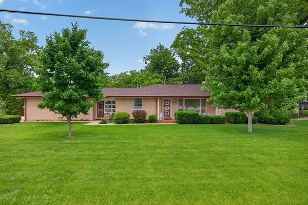 112 South Shores Drive, Decatur, IL 62521