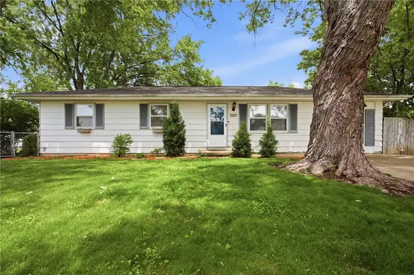 2103 Martin Avenue, Charleston, IL 61920