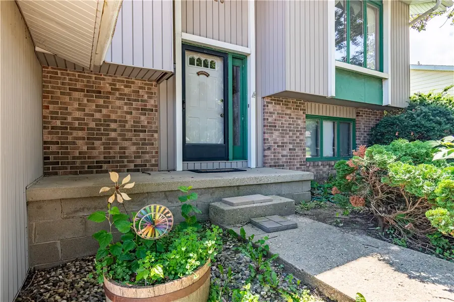 2326 N Longwood Drive, Decatur, IL 62526 - #2