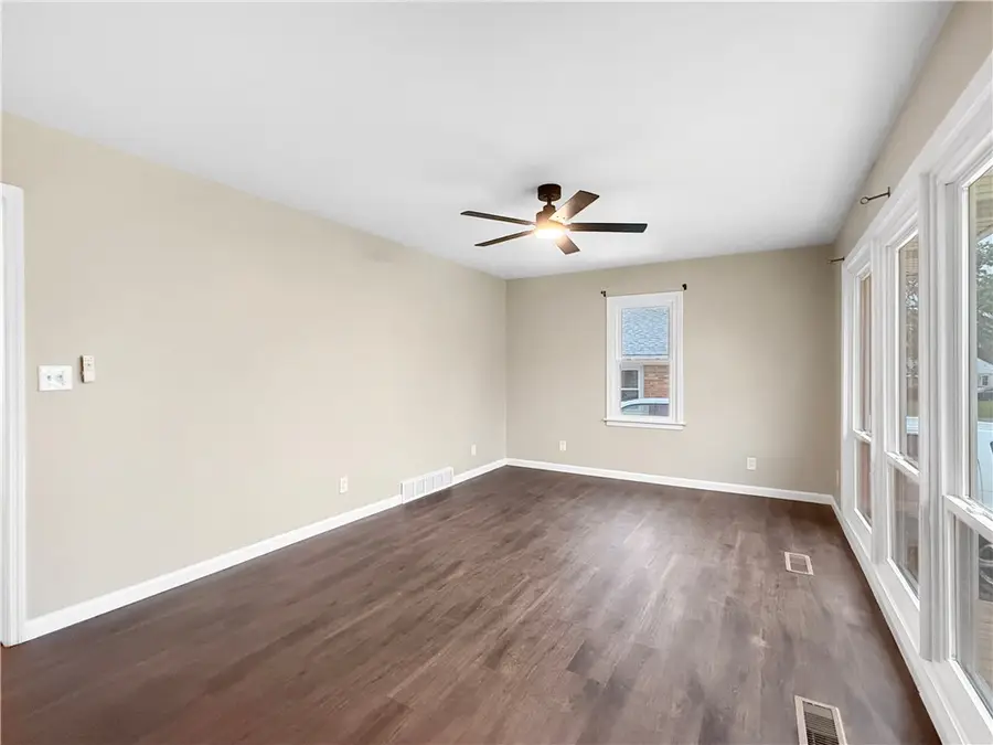 2125 Clearmont Avenue, Decatur, IL 62526 - #3