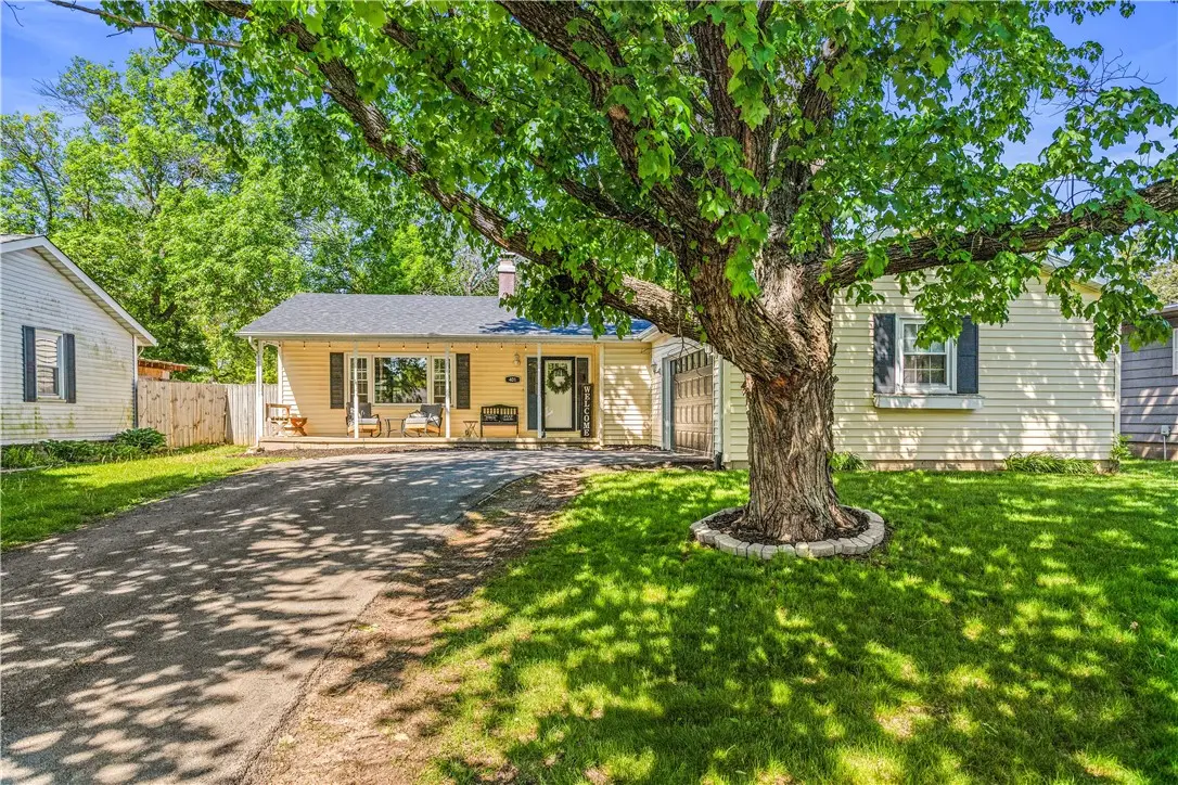 401 Cedar Drive, Clinton, IL 61727 - #1