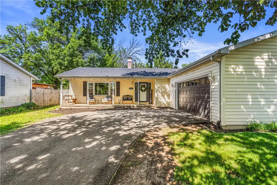 401 Cedar Drive, Clinton, IL 61727 - #2