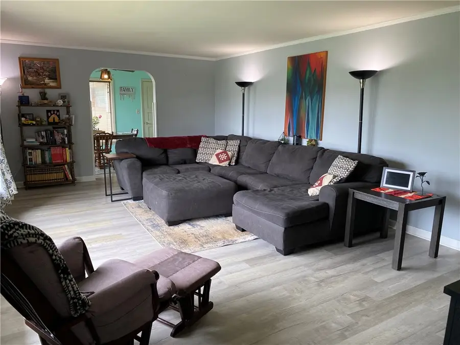 22 Parisian Court, Paris, IL 61944 - #3