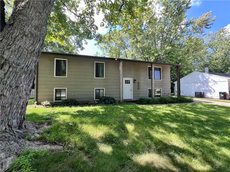 2605 Trafalgar Square, Champaign, IL 61821 - #2