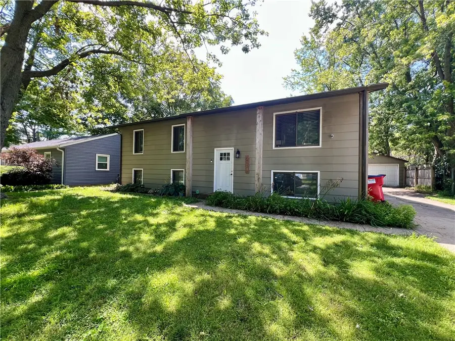 2605 Trafalgar Square, Champaign, IL 61821 - #3
