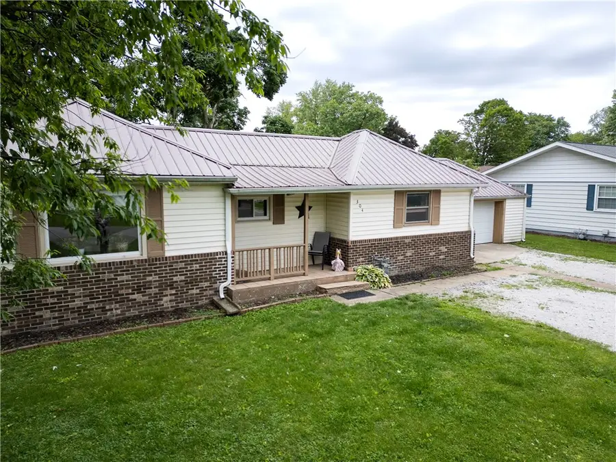 304 Mckinley Street, Catlin, IL 61817 - #3