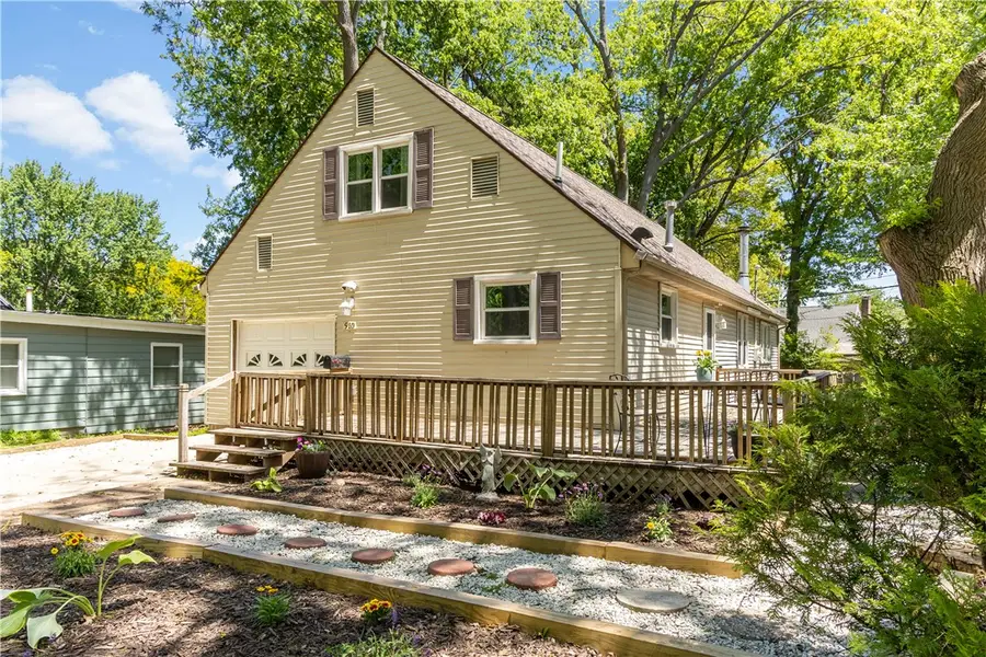 910 Foley Avenue, Champaign, IL 61820 - #2