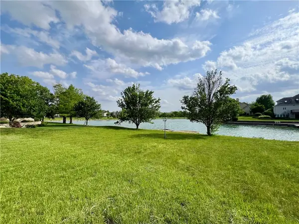 4309 Stonebridge Court, Champaign, IL 61822