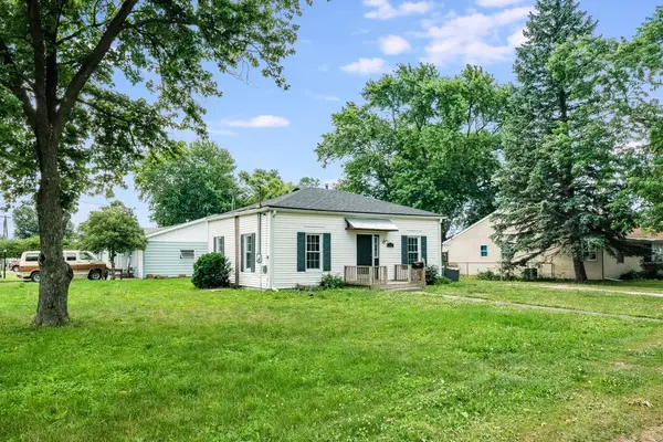 701 Embarras Avenue, Tuscola, IL 61953