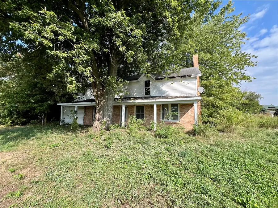 215 W Main Street, Sheldon, IL 60966 - #3