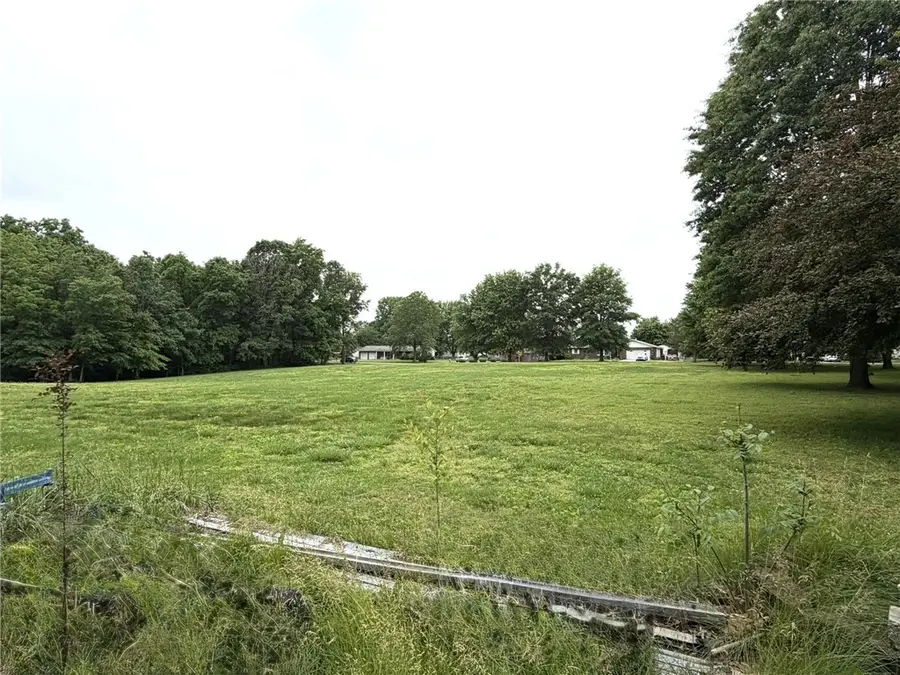 12196 N 900th Street, Effingham, IL 62401 - #3