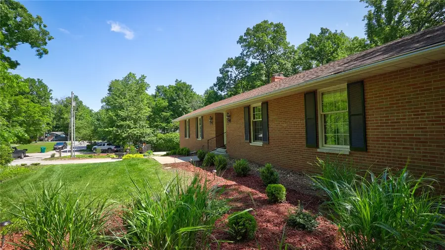 4600 Benton Road, Mount Zion, IL 62549 - #2