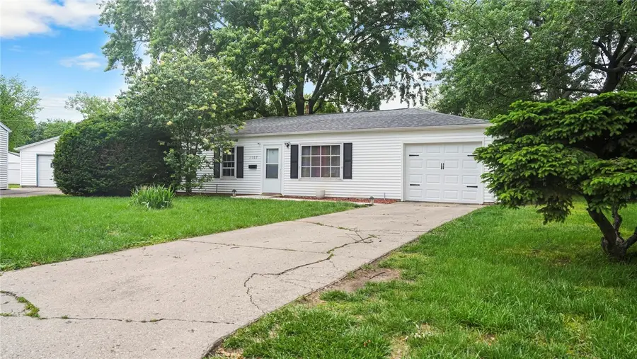 1107 N Highlands Drive, Urbana, IL 61801 - #2
