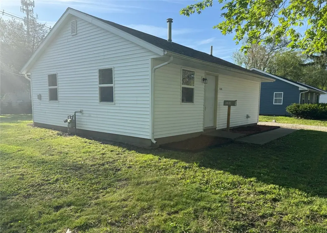 1320 Hedge Road, Champaign, IL 61821 - #1