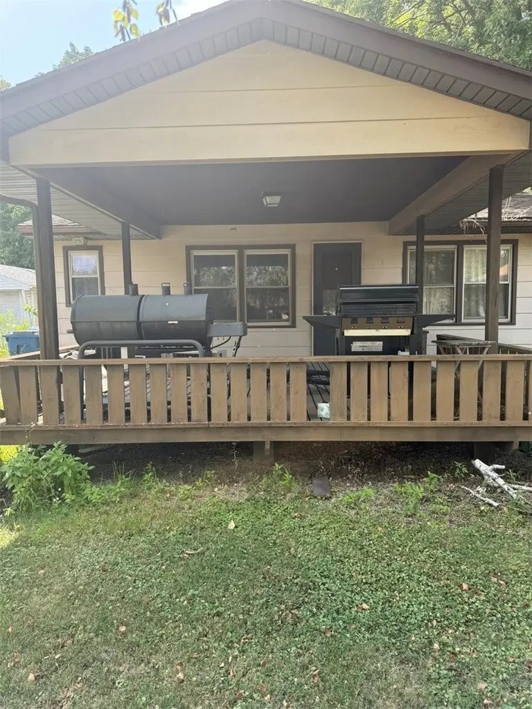 709 Dellwood Street, Tilton, IL 61833 - #1