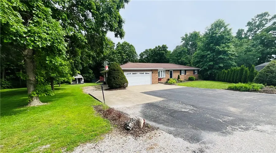 1512 N 1895 East Road, Shelbyville, IL 62565 - #2