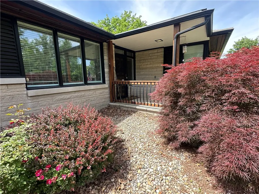 301 Wabash Avenue, Mattoon, IL 61938 - #2