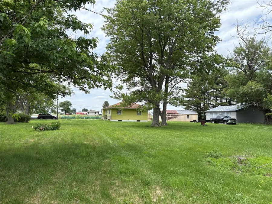 9280 William Street, Oakley, IL 62501 - #2
