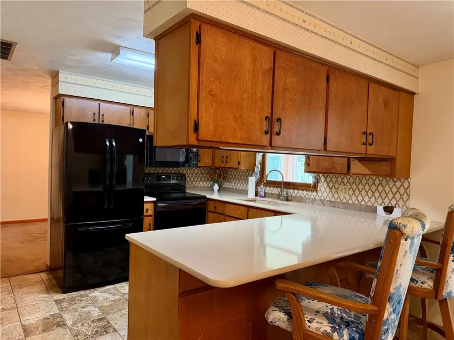 7 Mitchell Avenue, Mattoon, IL 61938 - #2