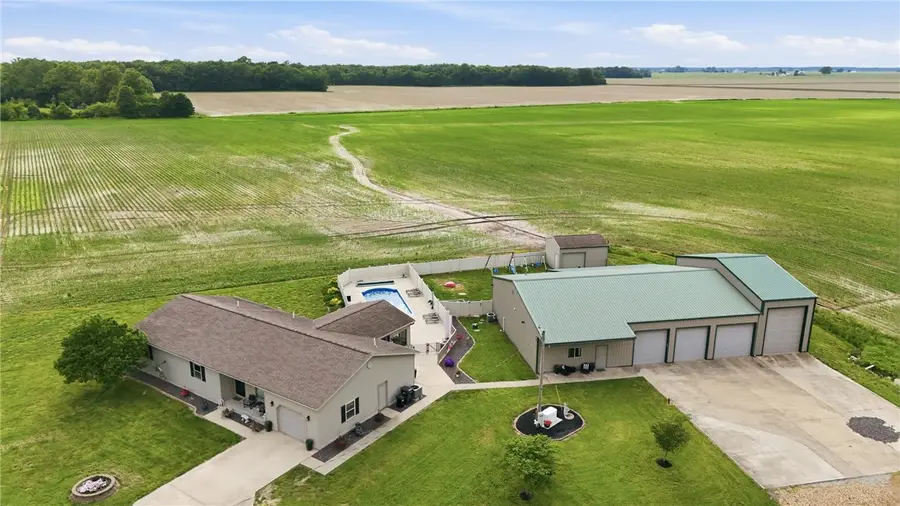 10251 N 450th Street, Altamont, IL 62411 - #2