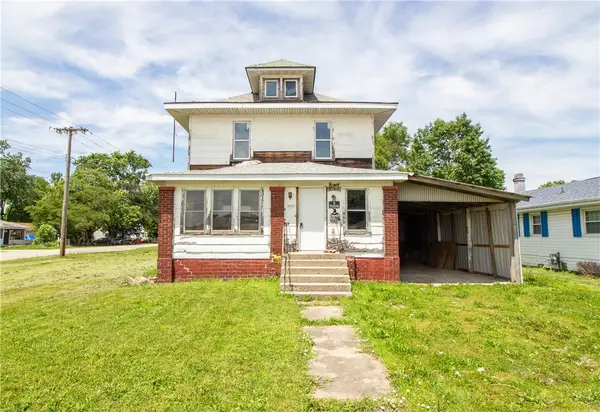 3232 Piatt Avenue, Mattoon, IL 61938