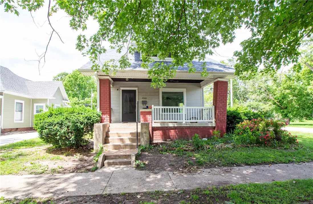 2800 Pine Avenue, Mattoon, IL 61938 - #1