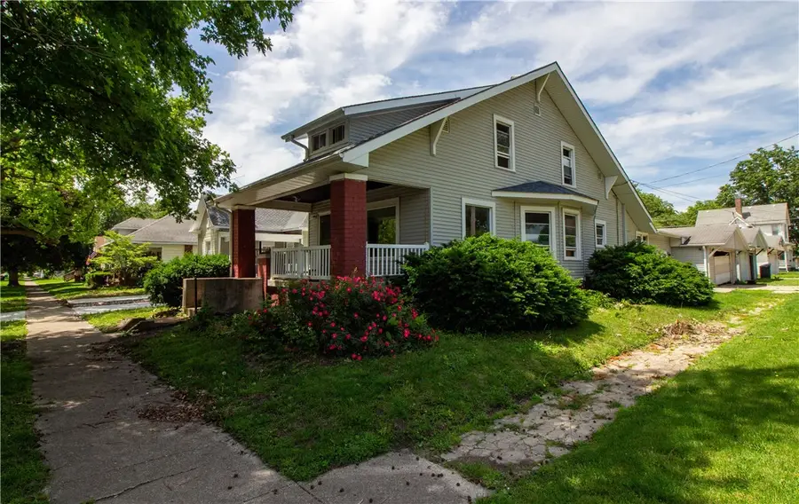 2800 Pine Avenue, Mattoon, IL 61938 - #2