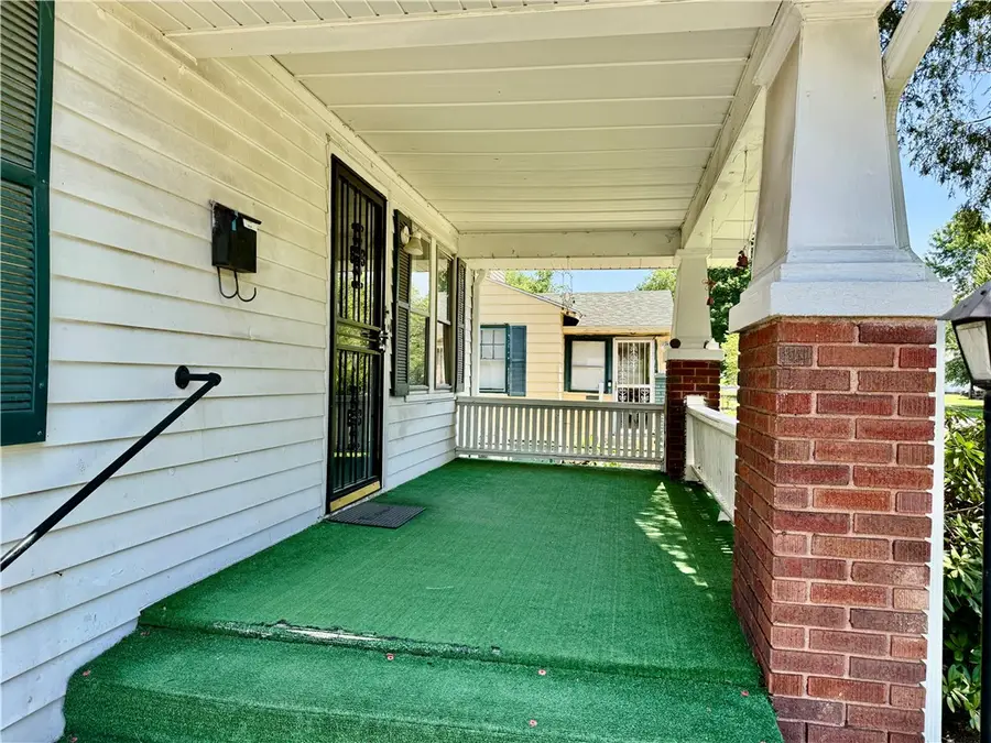 1422 E Sedgwick Street, Decatur, IL 62521 - #2