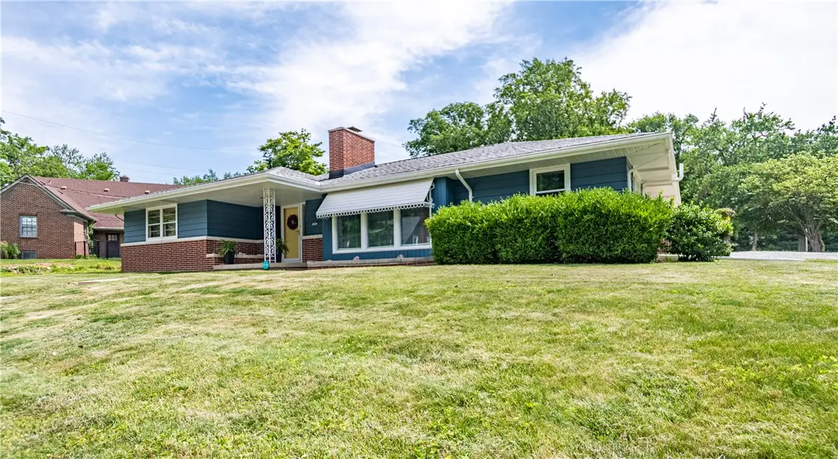 596 S Monroe Street, Decatur, IL 62522 - #1