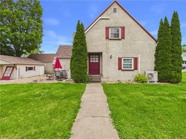 203 Dole Street, Paris, IL 61944