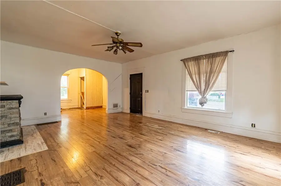163 W Bell Street, Macon, IL 62544 - #3