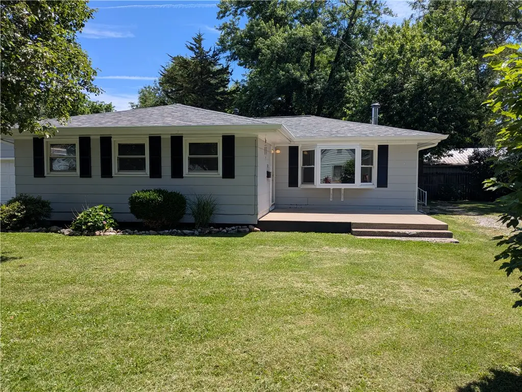 210 N Austin Street, Paris, IL 61944 - #1