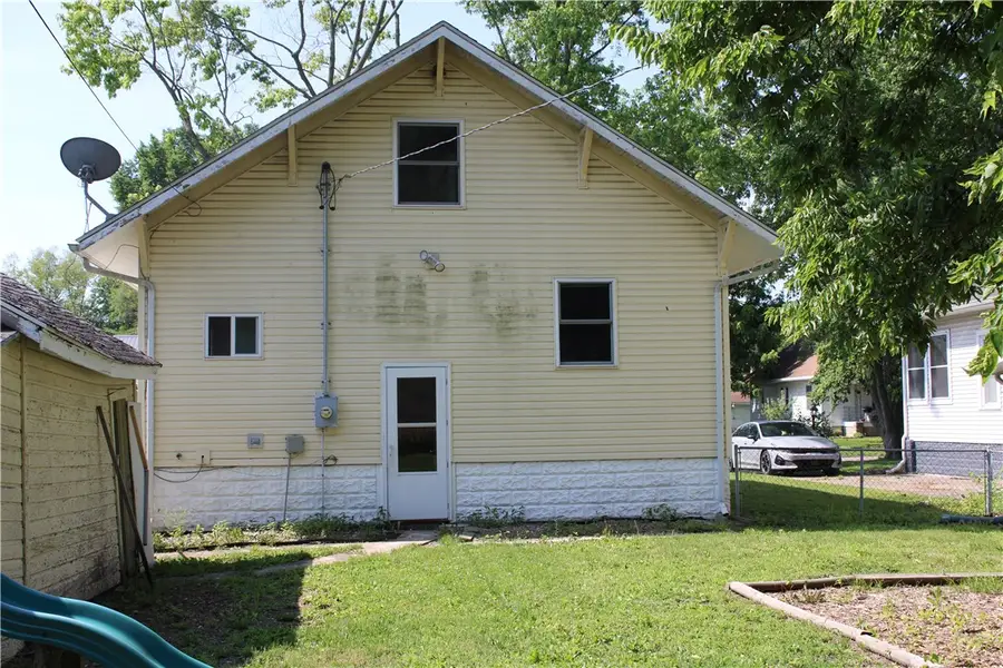 3112 Richmond Avenue, Mattoon, IL 61938 - #3