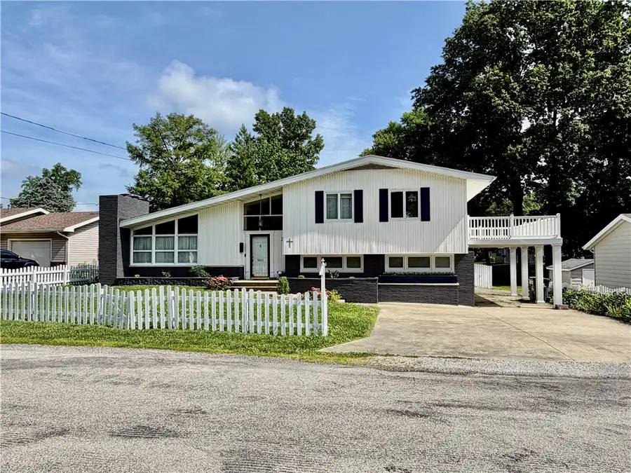 1000 Lynn Drive, Effingham, IL 62401 - #2