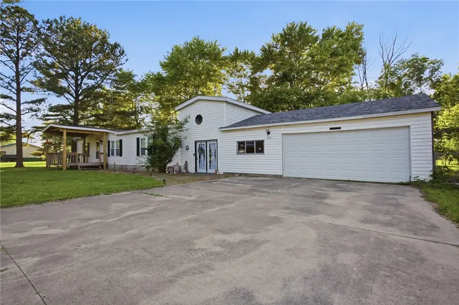 203 Poplar Street, Edgewood, IL 62426 - #2