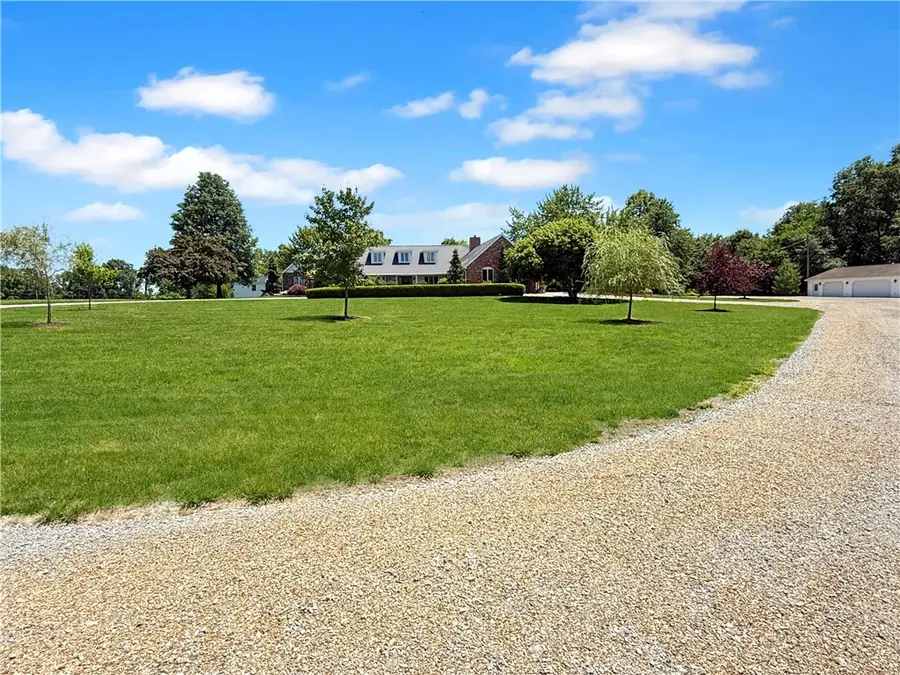 11396 N 230th Street, Casey, IL 62420 - #3