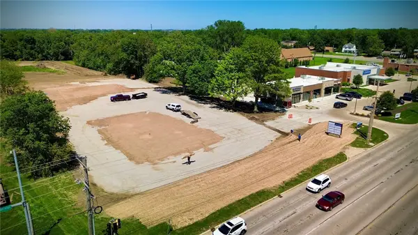 240 W Mound Road, Decatur, IL 62526