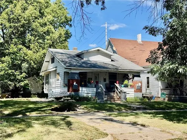 1976 E William Street, Decatur, IL 62521