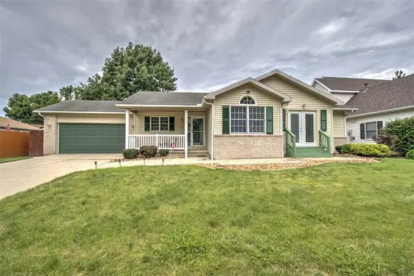 4651 N Macarthur Road, Decatur, IL 62526
