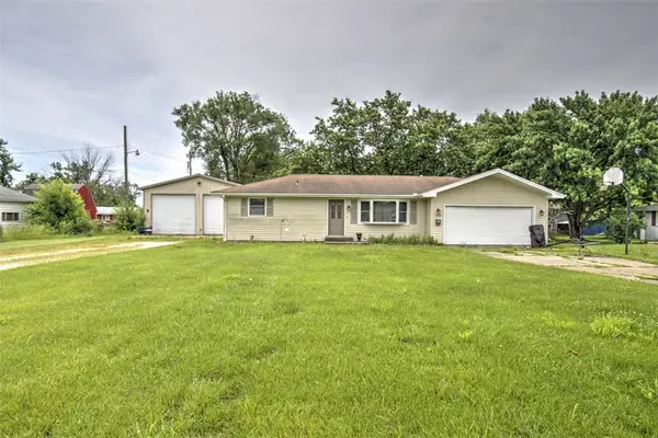 1869 Race Drive, Decatur, IL 62521