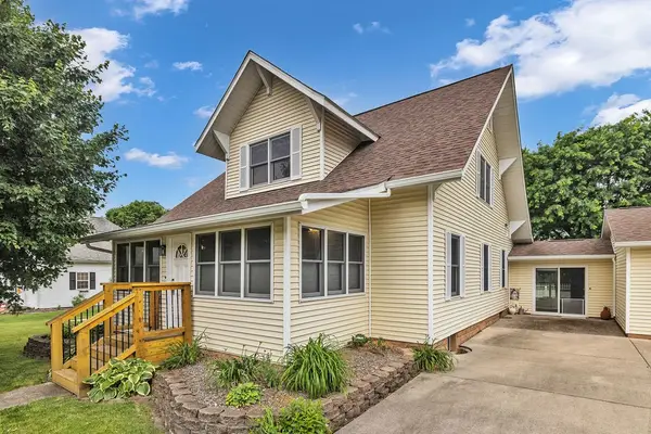 414 N Saint John Street, Bethany, IL 61914