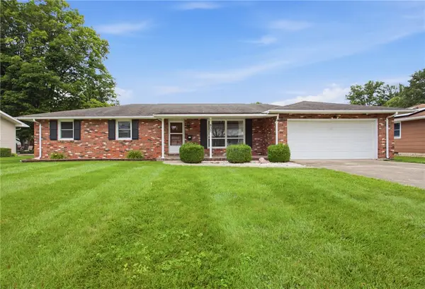 807 Cardinal Street, Effingham, IL 62401